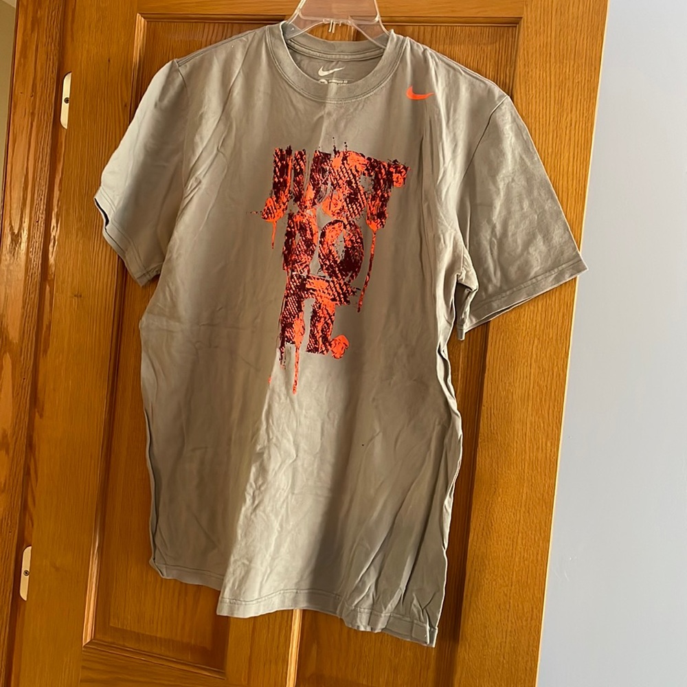 Vintage Nike t-shirt